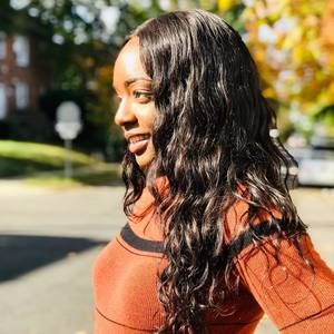 Meet your Posher, Danielle